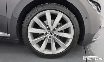Volkswagen Arteon 2023 2.0 гидро в Москве № 725108, миниатюра 5