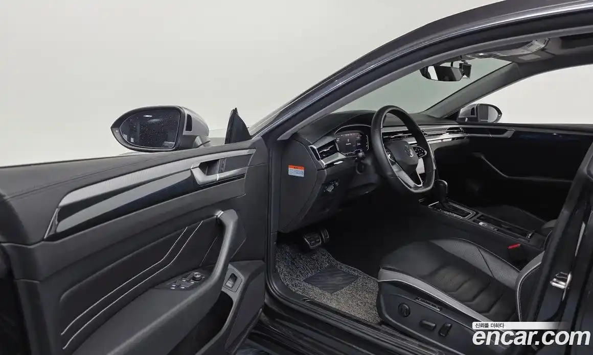 Volkswagen Arteon 2023 2.0 гидро в Москве № 725108, фото 10