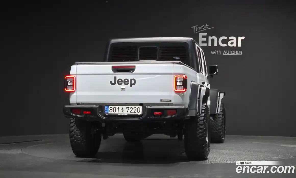 Jeep Gladiator 2021 3.6 гидро в Москве № 725185, фото 4
