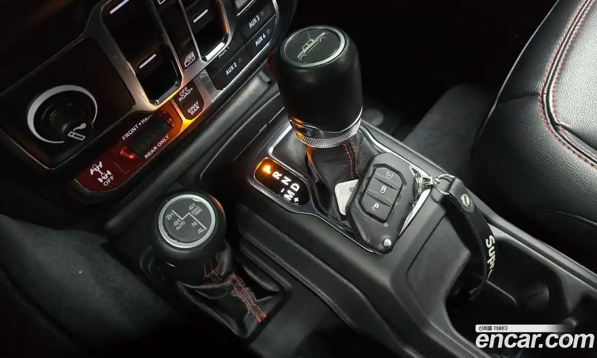 Jeep Gladiator 2021 3.6 гидро в Москве № 725185, фото 9