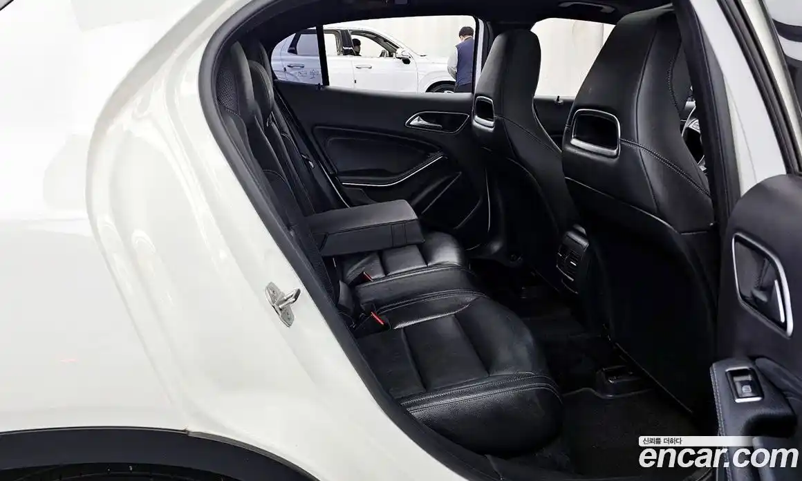 Mercedes-Benz GLA-Class 2018 2.0 гидро в Москве № 749202, фото 11
