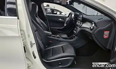 Mercedes-Benz GLA-Class 2018 2.0 гидро в Москве № 749202, миниатюра 12