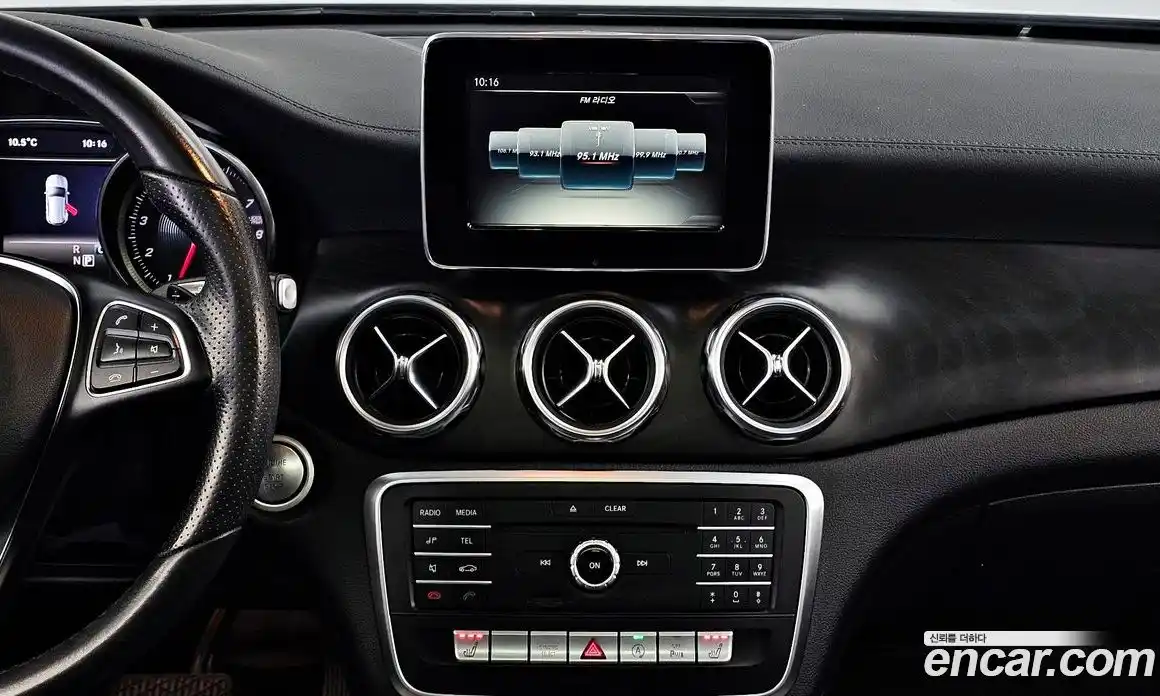 Mercedes-Benz GLA-Class 2018 2.0 гидро в Москве № 749202, фото 14