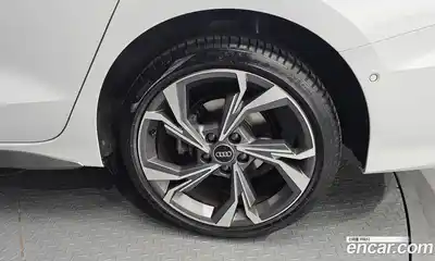 Audi A3 2023 2.0 гидро в Москве, миниатюра 5
