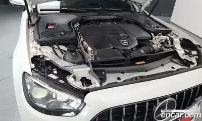 Mercedes-Benz E-Class 2023 2.0 гидро в Москве № 800954, миниатюра 6