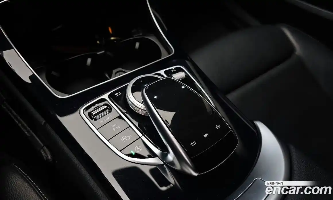 Mercedes-Benz C-Class 2019 2.0 гидро в Москве № 800997, фото 17