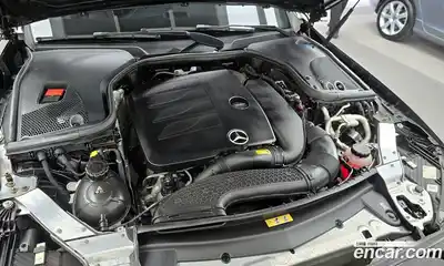 Mercedes-Benz E-Class 2021 2.0 гидро, миниатюра 6