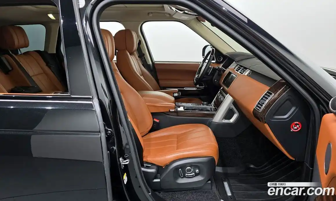 Land Rover Range-Rover 2017 4.4 гидро в Москве № 824837, фото 11