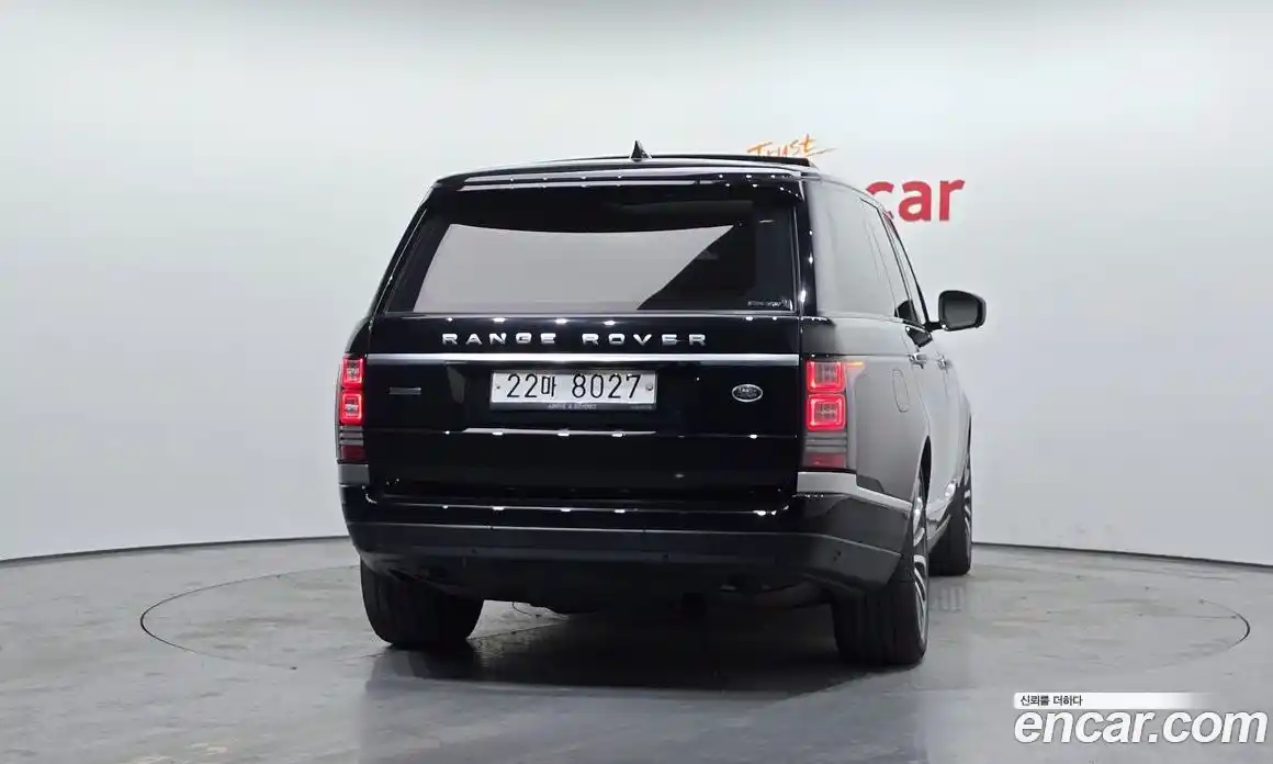 Land Rover Range-Rover 2017 4.4 гидро в Москве № 824837, фото 4