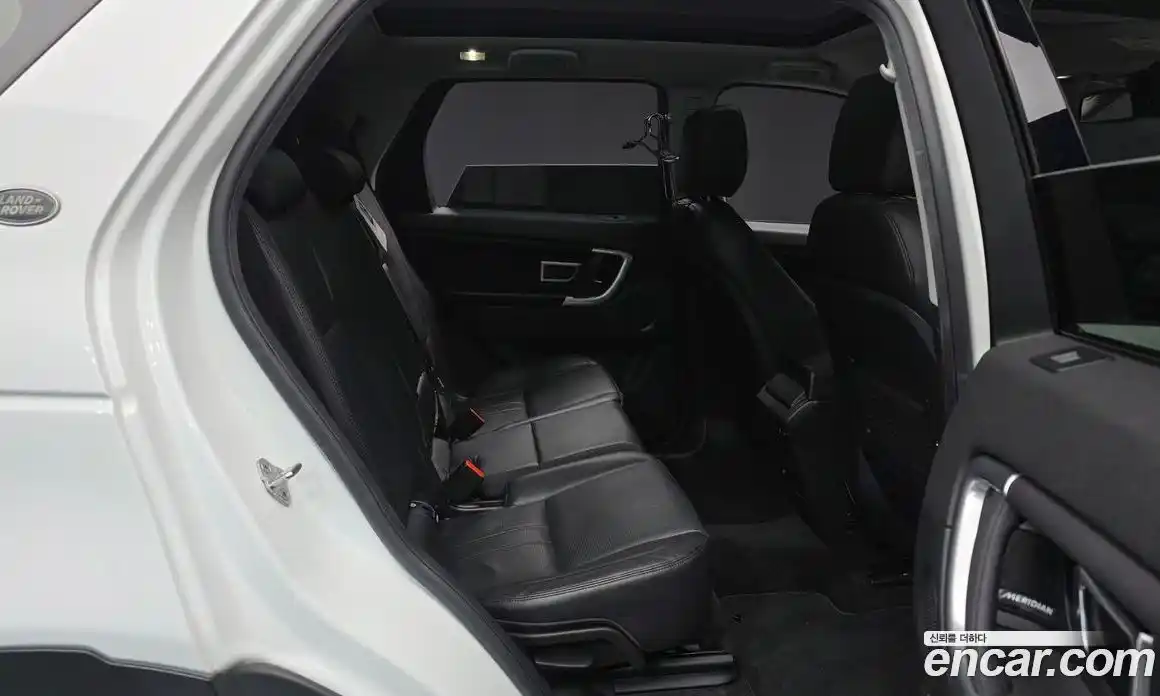 Land Rover Discovery Sport 2019 2.0 гидро в Москве № 825081, фото 12