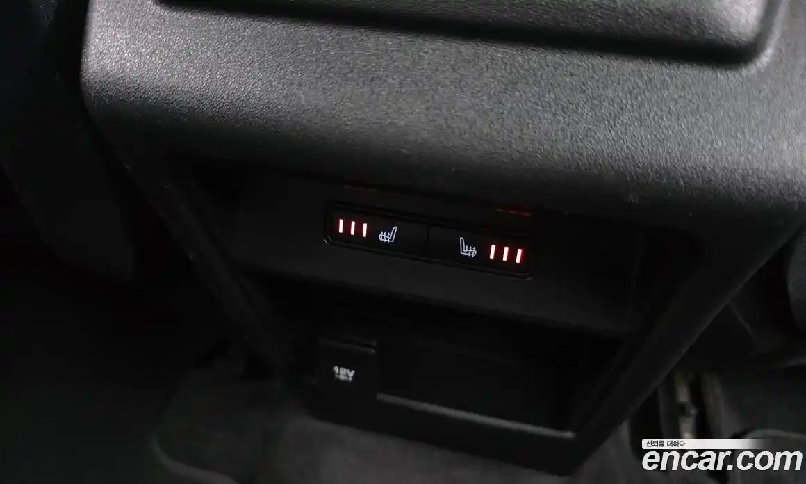 Land Rover Discovery Sport 2019 2.0 гидро в Москве № 825081, фото 18