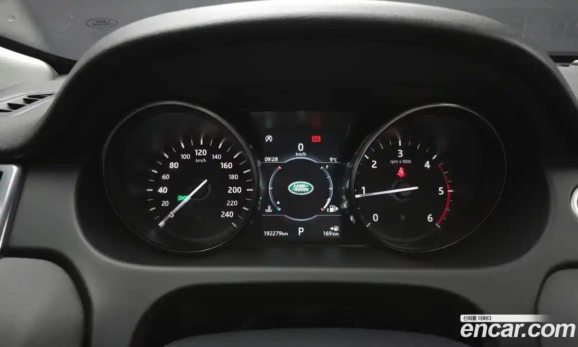 Land Rover Discovery Sport 2019 2.0 гидро в Москве № 825081, фото 8