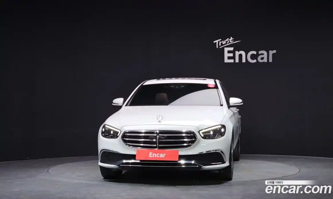Mercedes-Benz E-Class 2021 1.9 гидро, фото 3