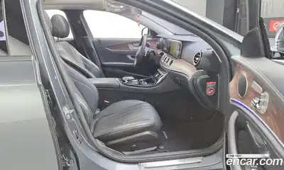 Mercedes-Benz E-Class 2016 2.0 гидро в Москве № 859501, миниатюра 10