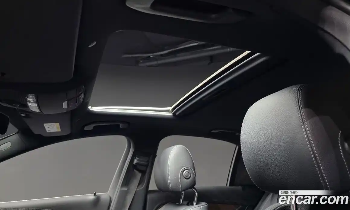 Mercedes-Benz E-Class 2022 2.0 гидро, фото 18