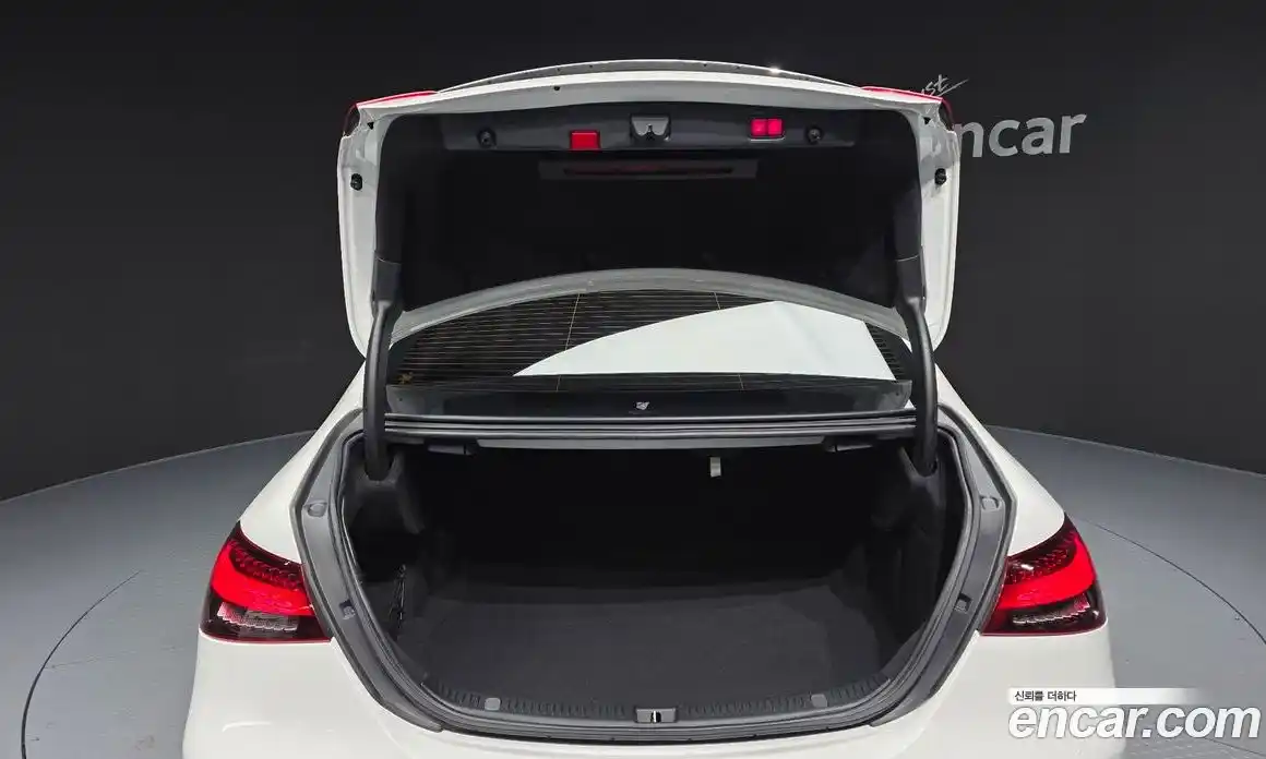 Mercedes-Benz E-Class 2022 2.0 гидро, фото 20