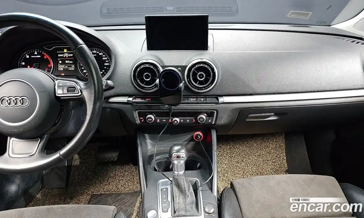 Audi A3 2016 2.0 гидро в Москве № 860009, фото 14