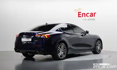 Maserati Ghibli 2021 2.0 гидро в Москве № 863354, миниатюра 2