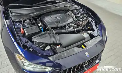 Maserati Ghibli 2021 2.0 гидро в Москве № 863354, миниатюра 6