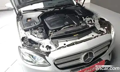 Mercedes-Benz E-Class 2020 2.0 гидро, миниатюра 6