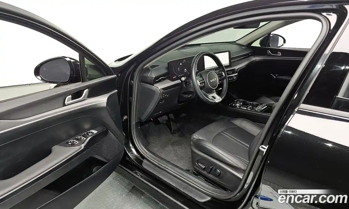 Kia K5 2025 2.0 Автомат в Москве № 929060, фото 11