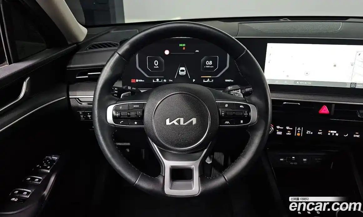 Kia K5 2025 2.0 Автомат в Москве № 929060, фото 13