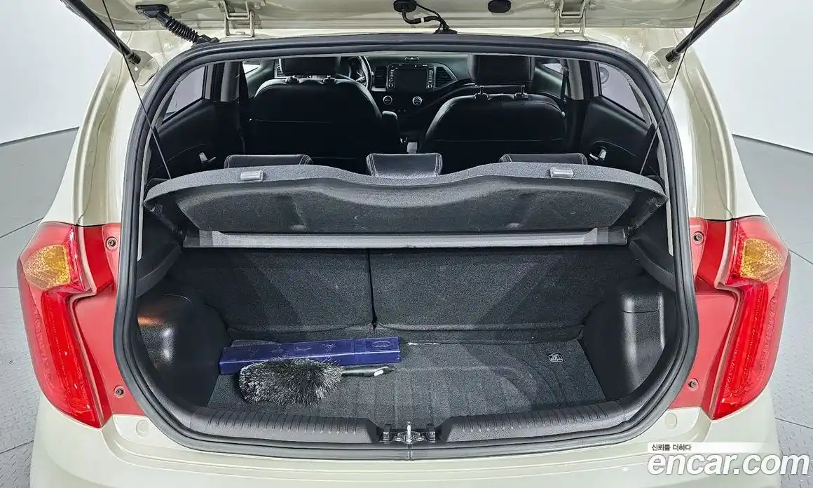 Kia Morning 2013 1.0 Автомат в Москве № 929586, фото 20