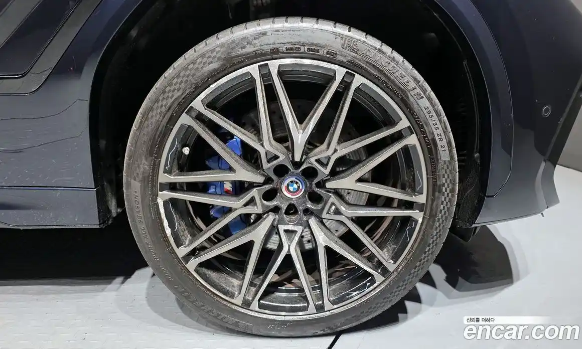 BMW X6M 2022 4.4 Автомат в Москве № 968232, фото 5