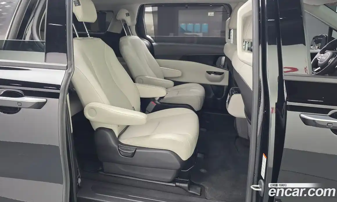 Kia Canival 2021 2.2 Автомат в Москве № 972566, фото 12