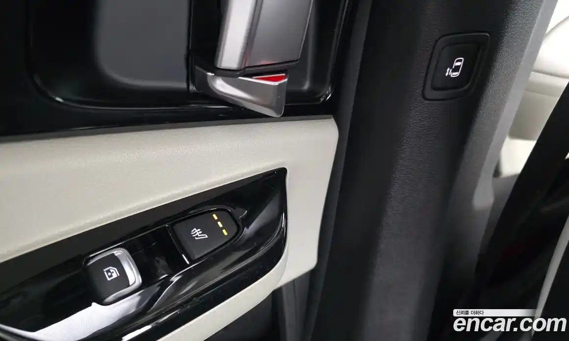 Kia Canival 2021 2.2 Автомат в Москве № 972566, фото 17