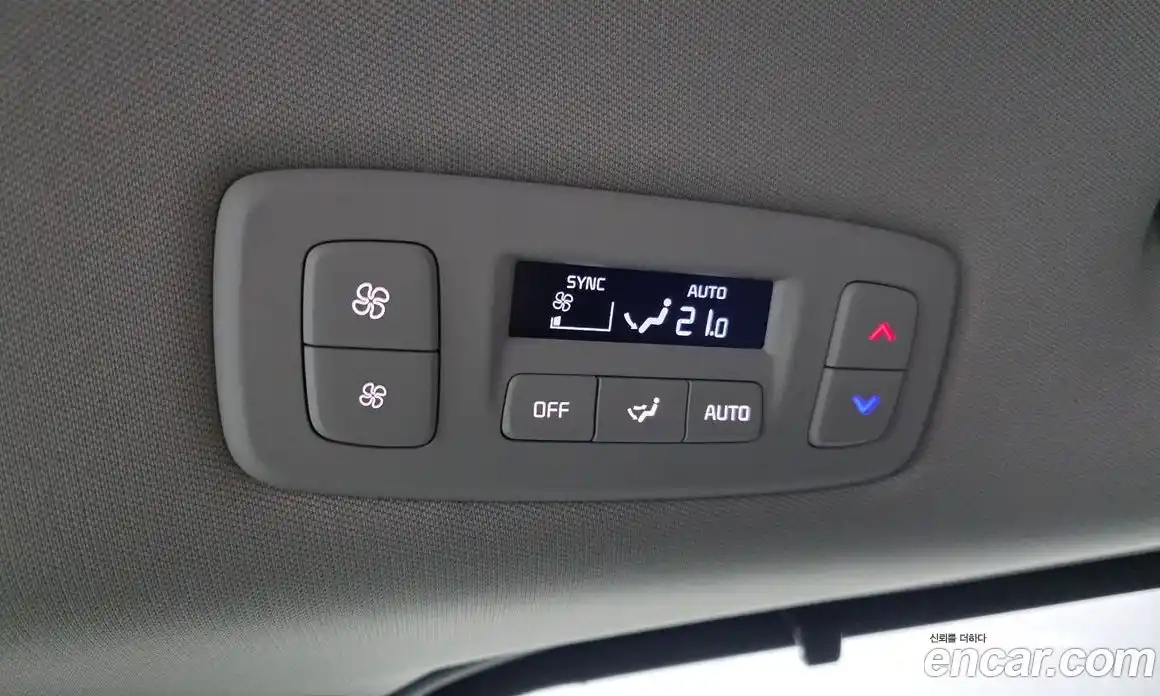 Kia Canival 2021 2.2 Автомат в Москве № 972566, фото 18