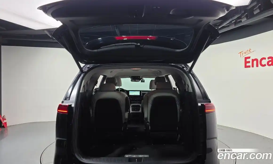 Kia Canival 2021 2.2 Автомат в Москве № 972566, фото 20