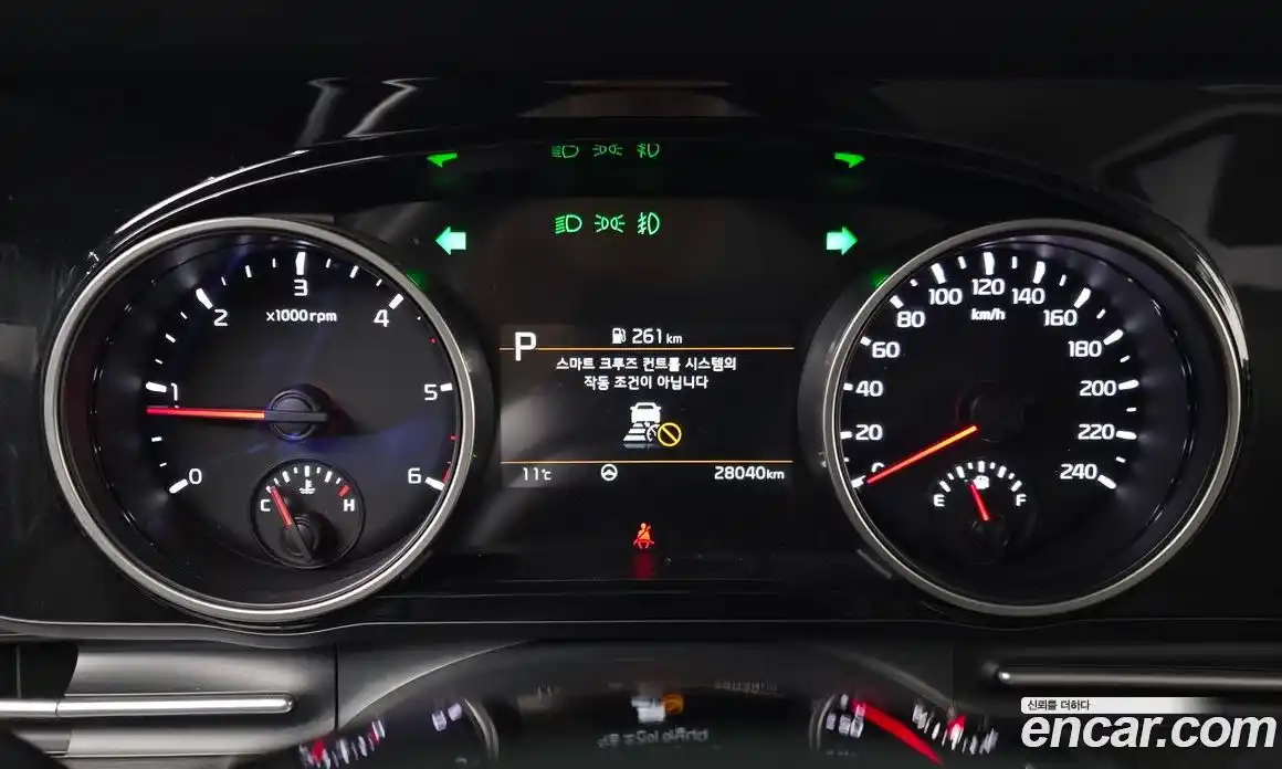 Kia Canival 2021 2.2 Автомат в Москве № 972566, фото 8