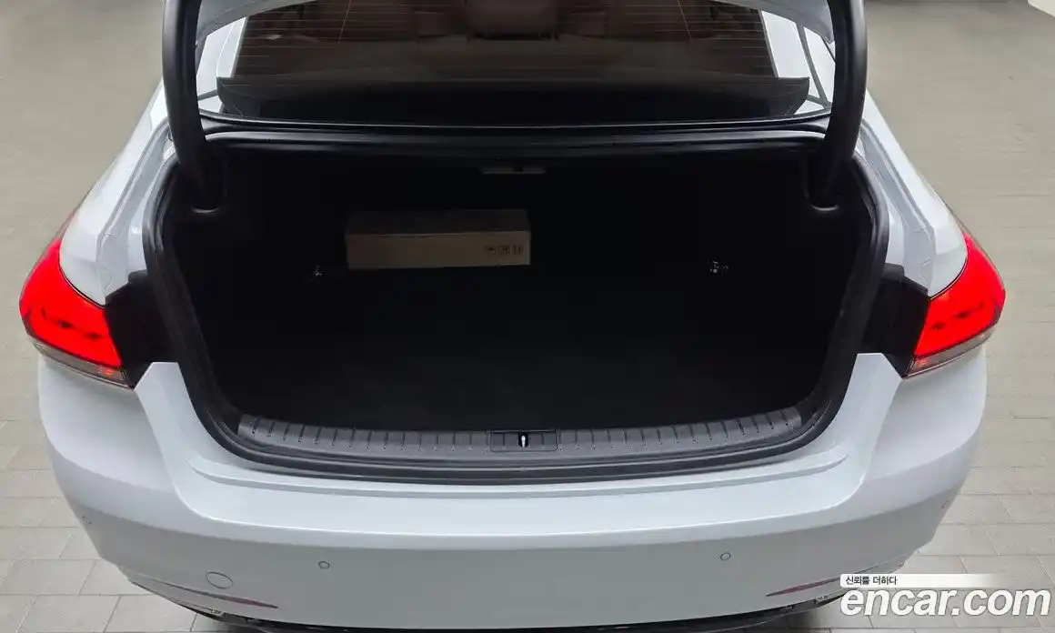 Genesis G80 2017 3.3 Автомат в Москве № 973150, фото 20