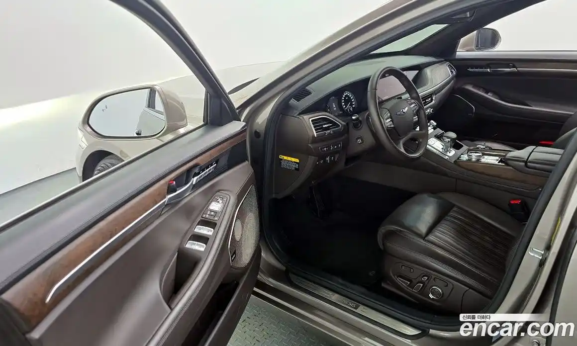 Genesis G90 2019 3.8 Автомат в Москве № 973237, фото 10