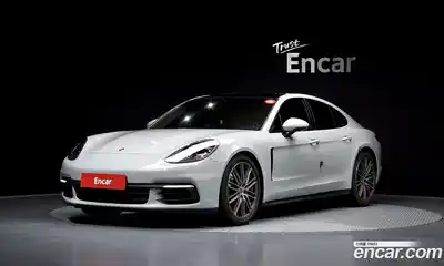 Porsche Panamera, 2018
