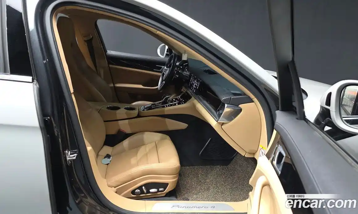 Porsche Panamera 2018 3.0 гидро в Москве № 974262, фото 11
