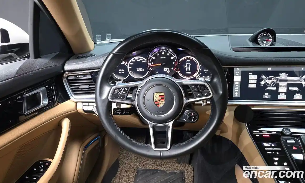 Porsche Panamera 2018 3.0 гидро в Москве № 974262, фото 13