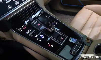 Porsche Panamera 2018 3.0 гидро в Москве № 974262, миниатюра 9