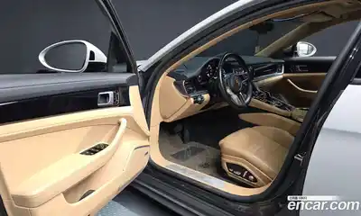 Porsche Panamera 2018 3.0 гидро в Москве № 974262, миниатюра 10