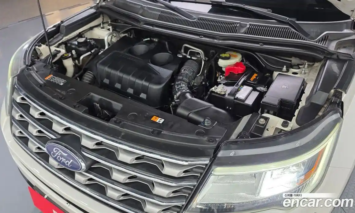 Ford Explorer 2016 2.3 гидро в Москве № 976371, фото 6
