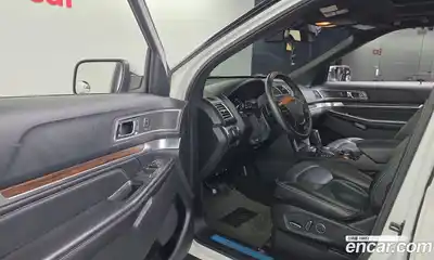 Ford Explorer 2016 2.3 гидро в Москве № 976371, миниатюра 10