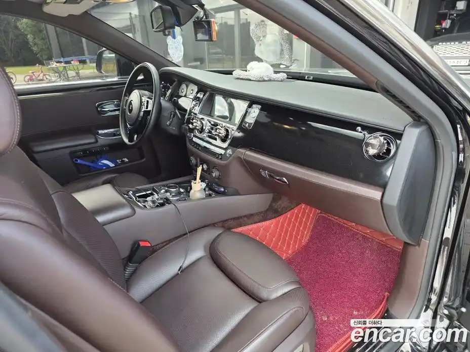 Rolls-Royce Ghost 2016 6.6 гидро в Москве № 976638, фото 5