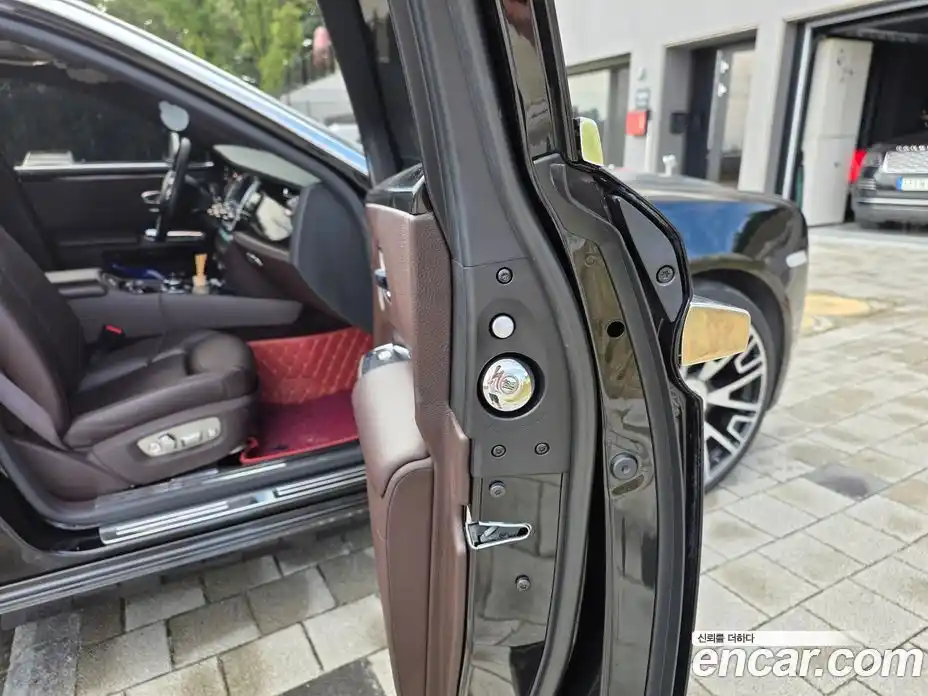 Rolls-Royce Ghost 2016 6.6 гидро в Москве № 976638, фото 8
