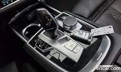 BMW 7-Series 2018 3.0 Автомат в Москве № 1001161, миниатюра 9