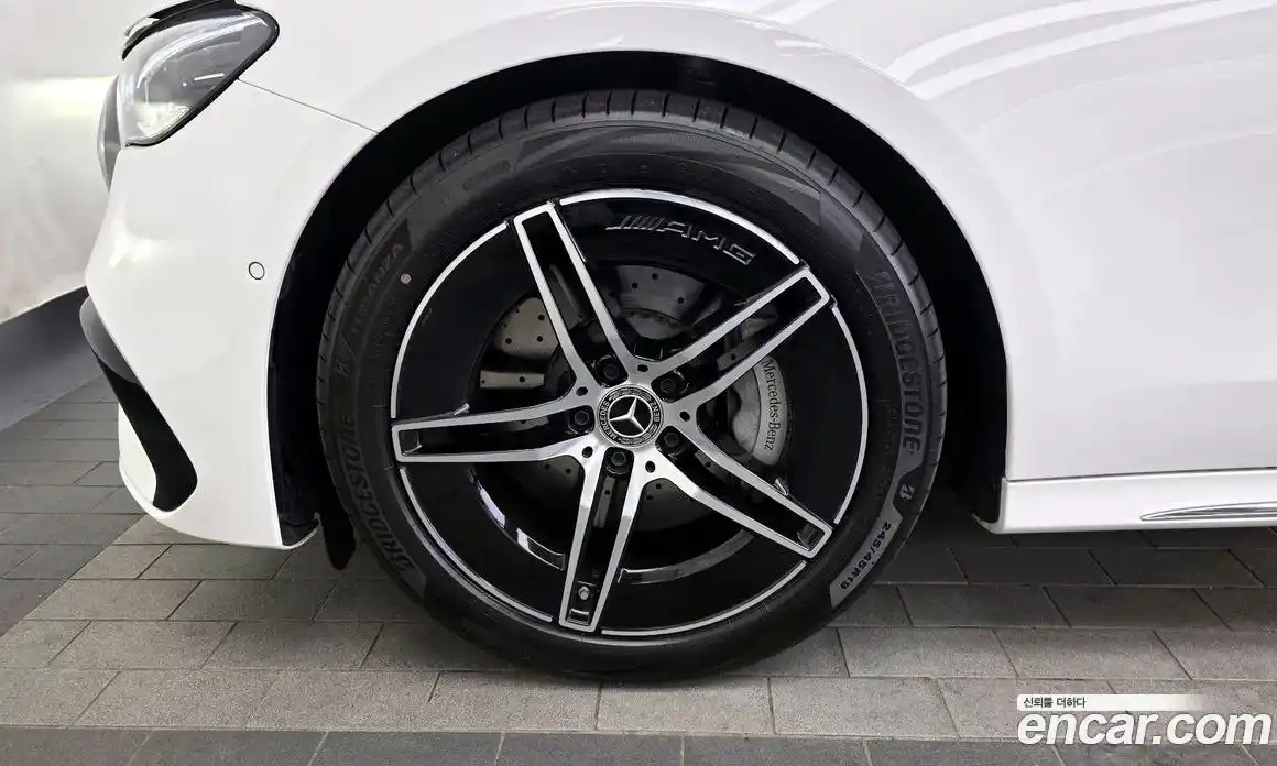 Mercedes-Benz E-Class 2025 2.0 Автомат в Москве № 1001311, фото 5