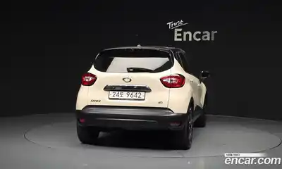 Renault QM3 2015 1.5 Автомат в Москве № 1003661, миниатюра 4