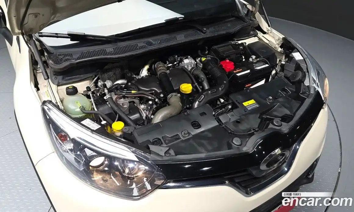 Renault QM3 2015 1.5 Автомат в Москве № 1003661, фото 6