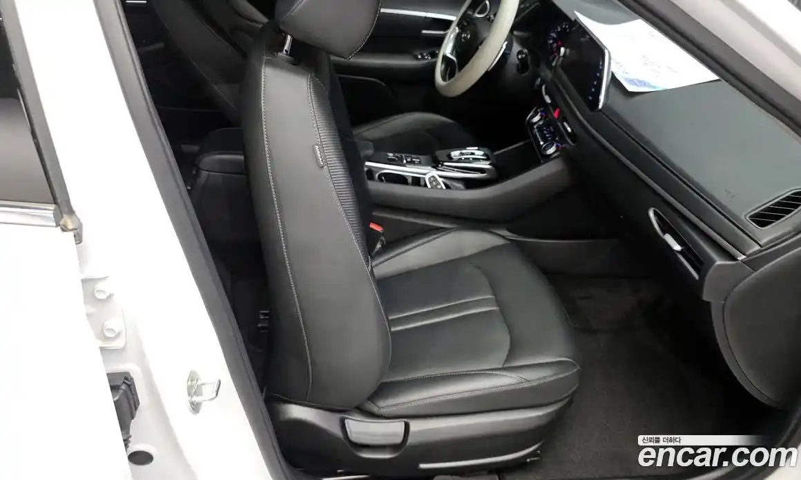 Hyundai Sonata 2021 2.0 Автомат в Москве № 1008802, фото 12