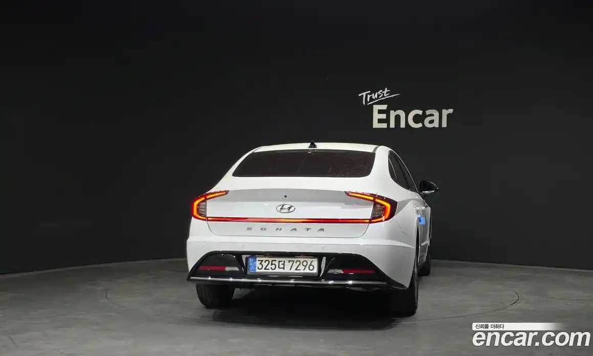 Hyundai Sonata 2021 2.0 Автомат в Москве № 1008802, фото 4